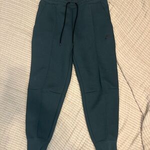 Nike Forest Green Standard Fit Joggers